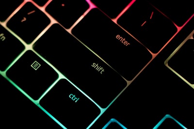 紫黑电脑键盘